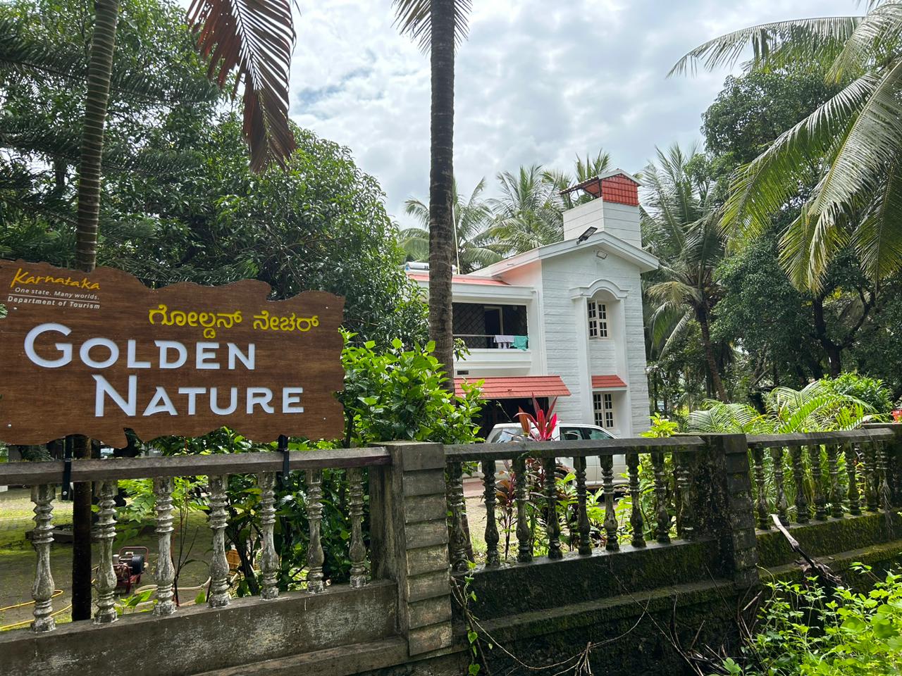 Dining setup at Golden Nature Homestay